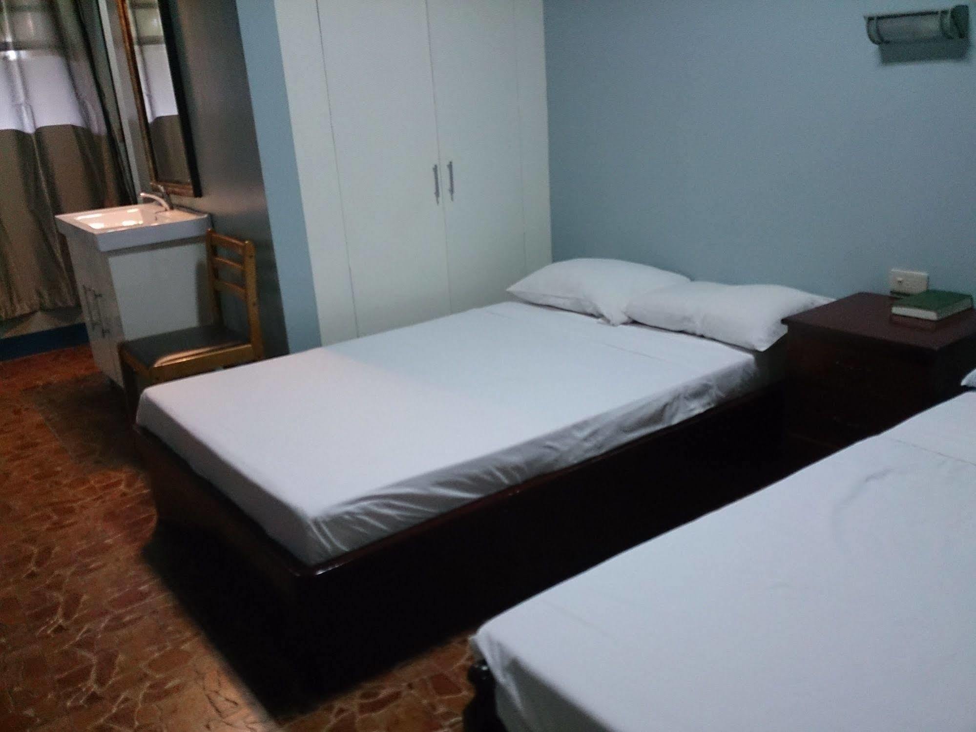 Hotel Villa Angelina Legazpi Eksteriør bilde
