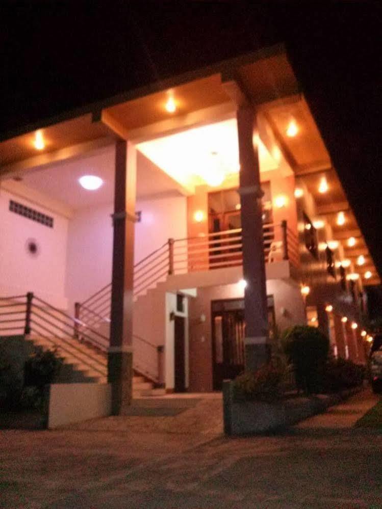 Hotel Villa Angelina Legazpi Eksteriør bilde